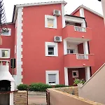 Mira Apartment