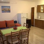 Mira Apartment