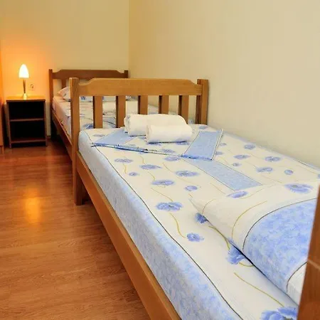 公寓 Mira 罗戈兹尼察