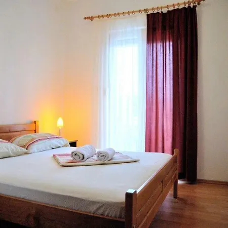 Apartment Mira Rogoznica (Sibenik-Knin)