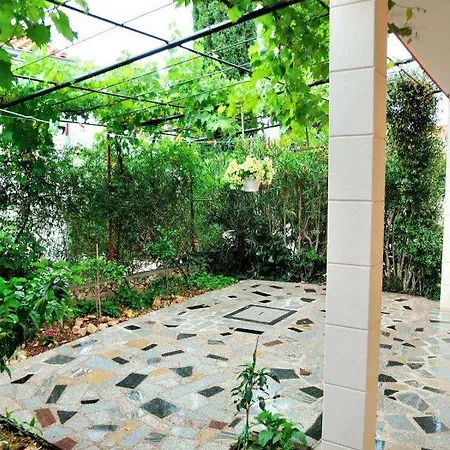 Mira 公寓 罗戈兹尼察