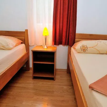 Mira * Rogoznica (Sibenik-Knin)