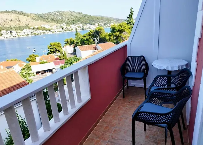 Mira * Rogoznica (Sibenik-Knin)