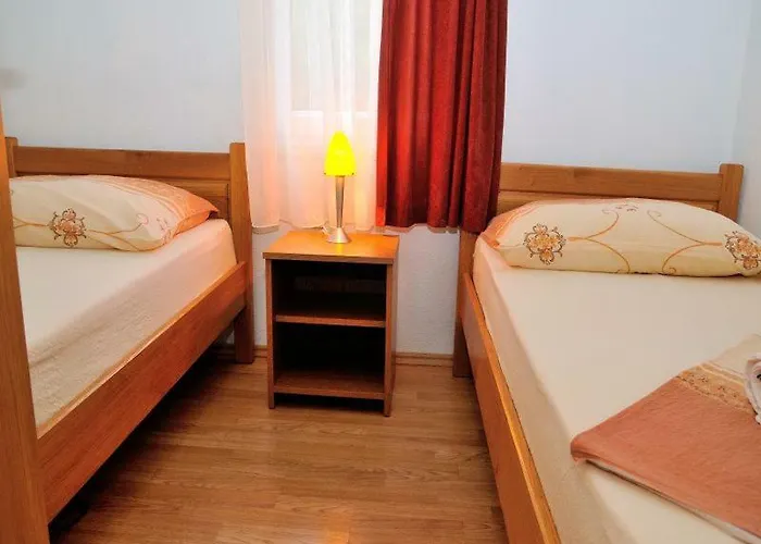 Mira * Rogoznica (Sibenik-Knin)