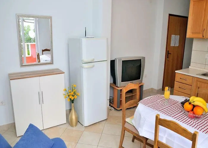 Mira Rogoznica (Sibenik-Knin)